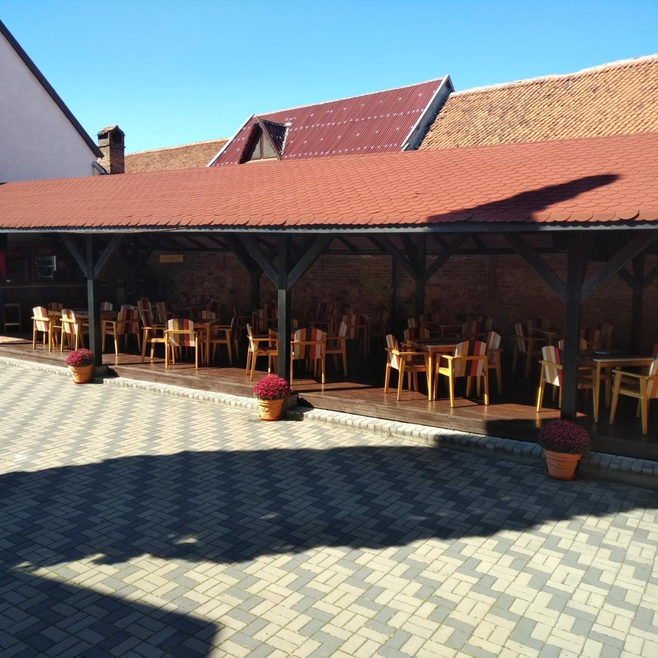 Cristian Inn מראה חיצוני תמונה
