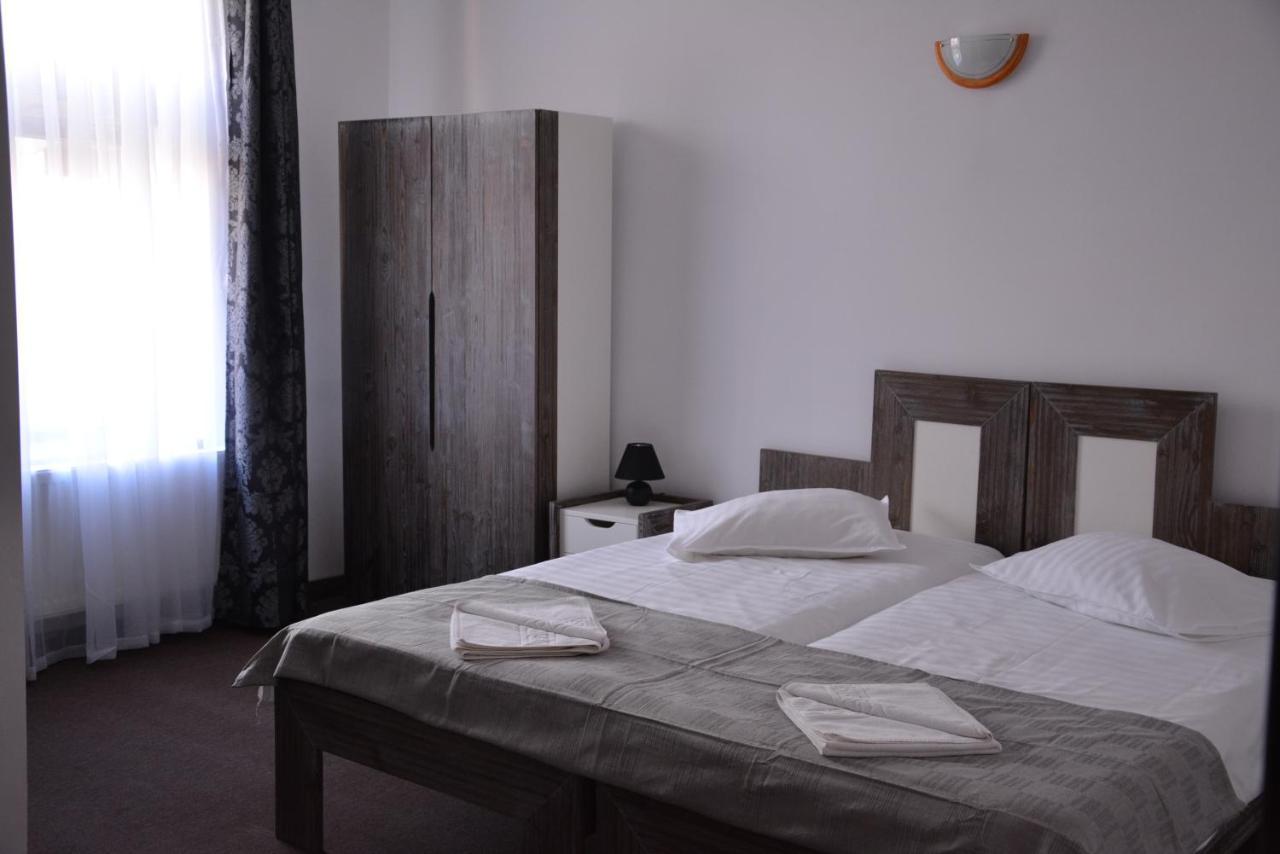 Cristian Inn מראה חיצוני תמונה