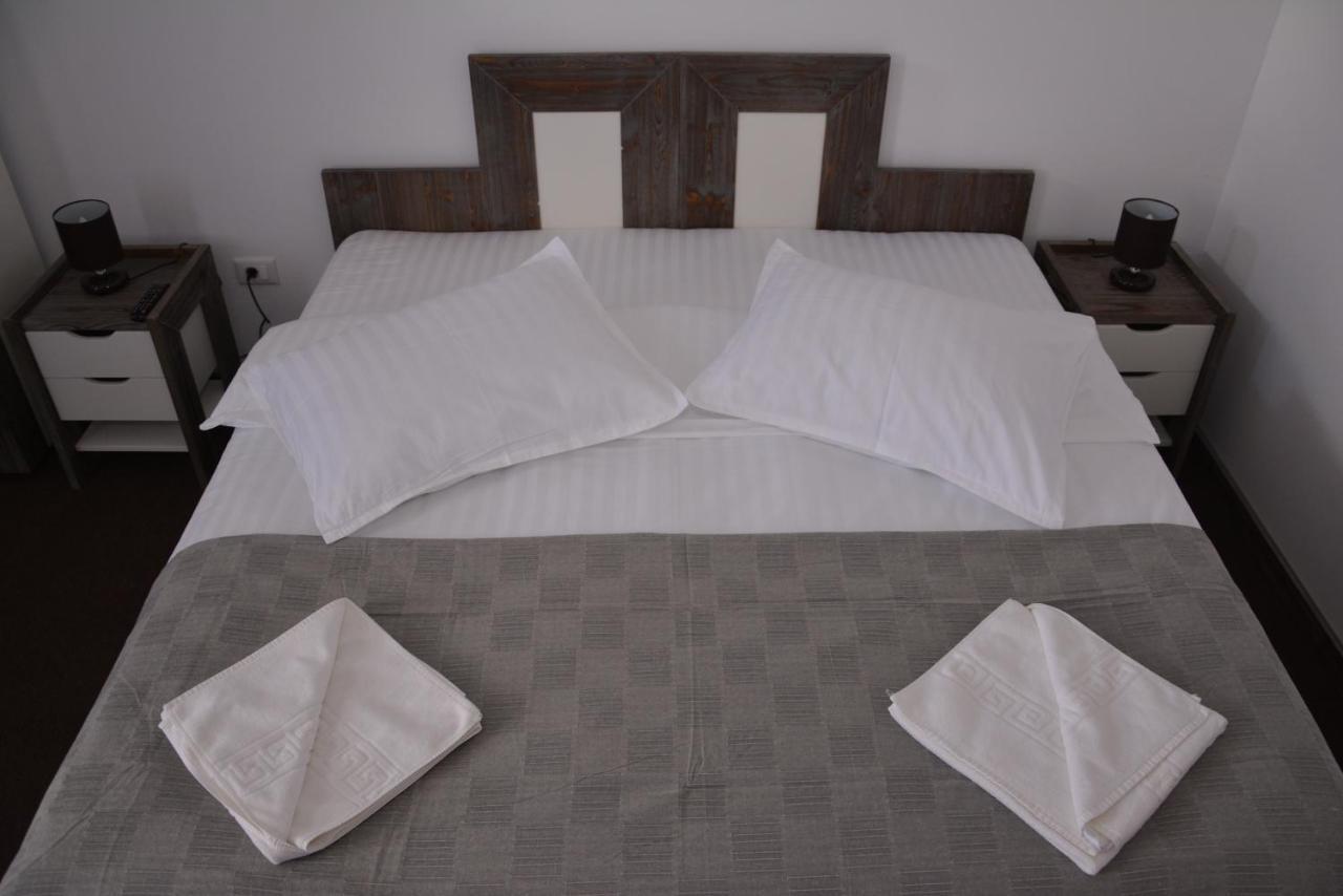 Cristian Inn מראה חיצוני תמונה